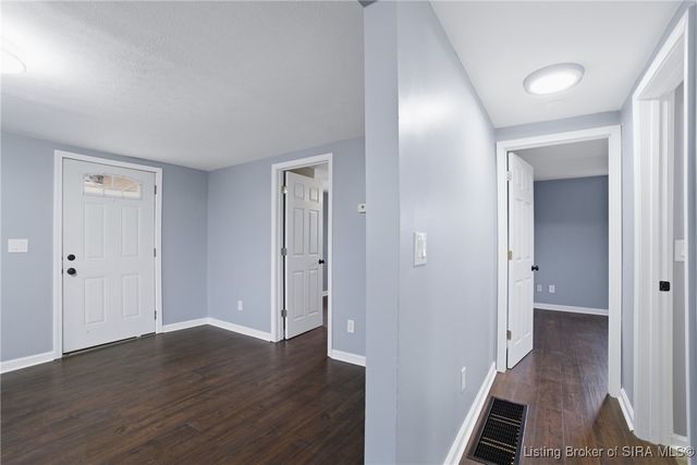 285 Main Street, Charlestown, IN 47111