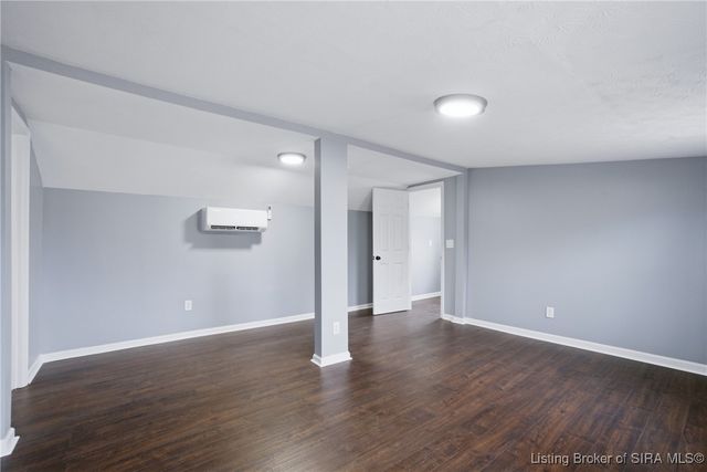 285 Main Street, Charlestown, IN 47111