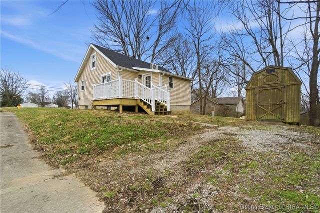 285 Main Street, Charlestown, IN 47111