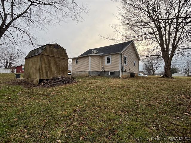 285 Main Street, Charlestown, IN 47111