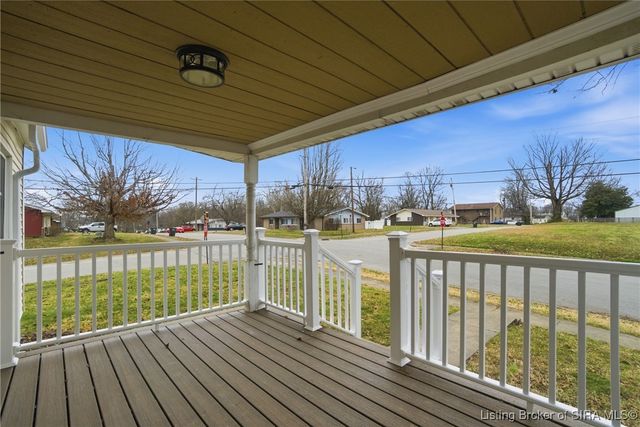 285 Main Street, Charlestown, IN 47111