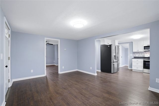 285 Main Street, Charlestown, IN 47111