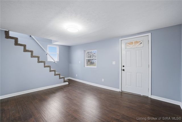 285 Main Street, Charlestown, IN 47111