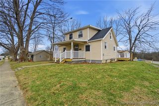 285 Main Street, Charlestown, IN 47111