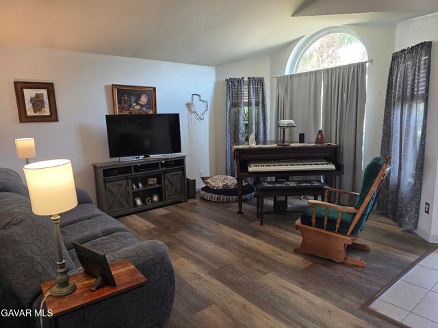 3525 Fernwood Street, Rosamond, CA 93560