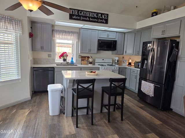 3525 Fernwood Street, Rosamond, CA 93560