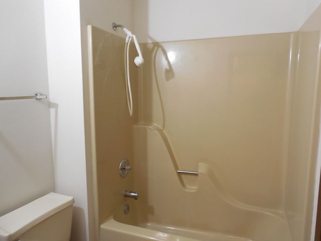 258 Juniper Circle, Streamwood, IL 60107