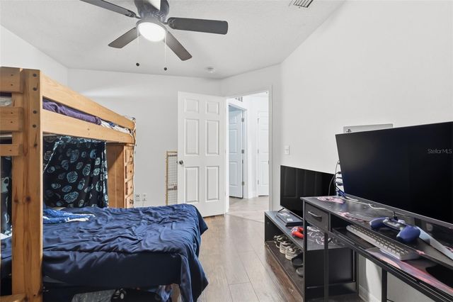 302 SUMMER SAILS DRIVE, Valrico, FL 33594