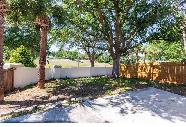 302 SUMMER SAILS DRIVE, Valrico, FL 33594