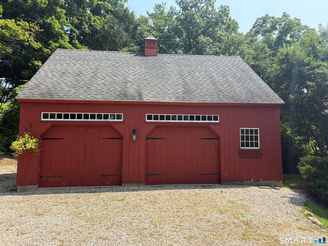 16 Barnes Hill Road, Burlington, CT 06013