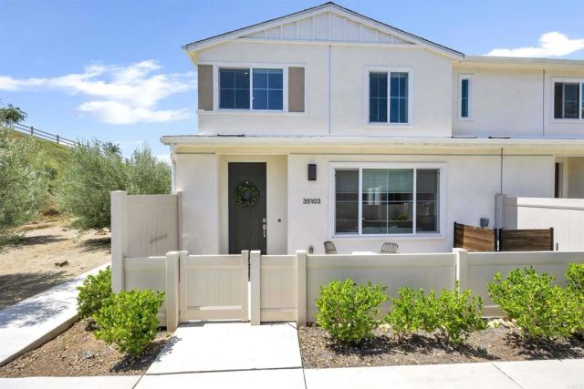 35103 Vine Place, Fallbrook, CA 92028