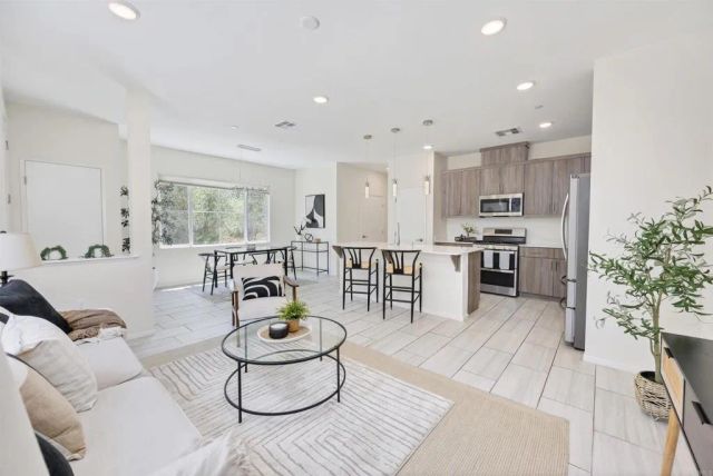 35103 Vine Place, Fallbrook, CA 92028