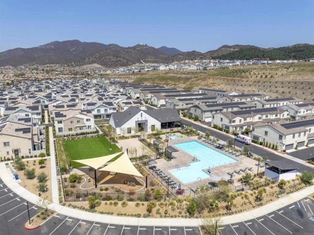 35103 Vine Place, Fallbrook, CA 92028