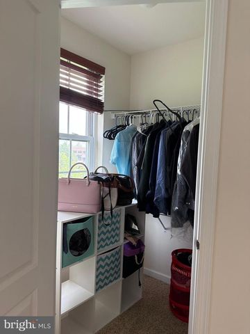 42800 SAN SEBASTIAN TER, Chantilly, VA 20152