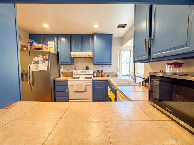 36648 Spanish Broom Drive, Palmdale, CA 93550