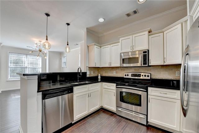 380 Grant SE Circle 201, Atlanta, GA 30315