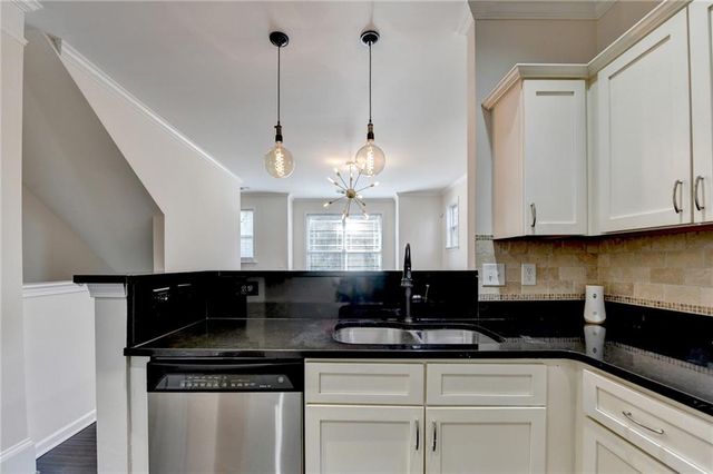 380 Grant SE Circle 201, Atlanta, GA 30315