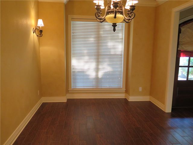 5401 S 44th Street, Rogers, AR 72758