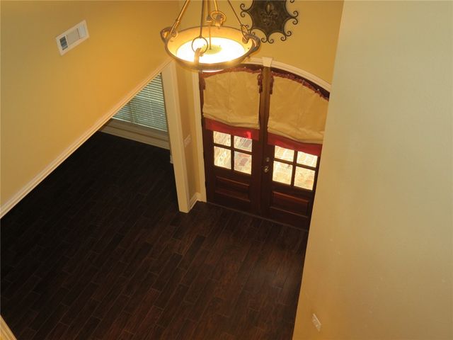 5401 S 44th Street, Rogers, AR 72758