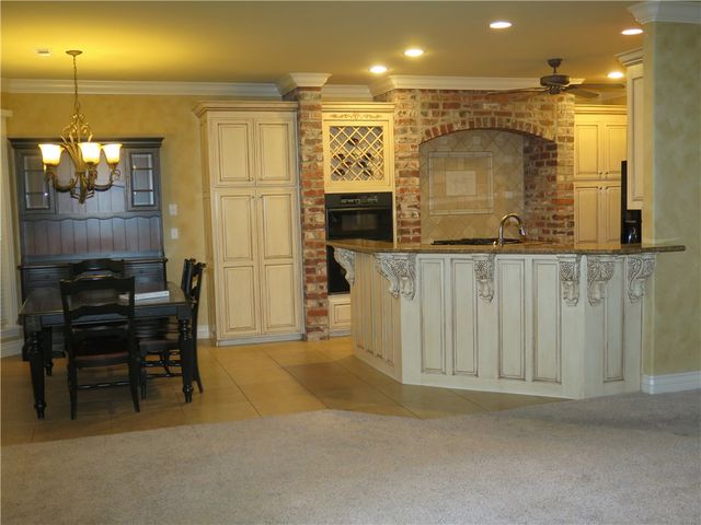 5401 S 44th Street, Rogers, AR 72758