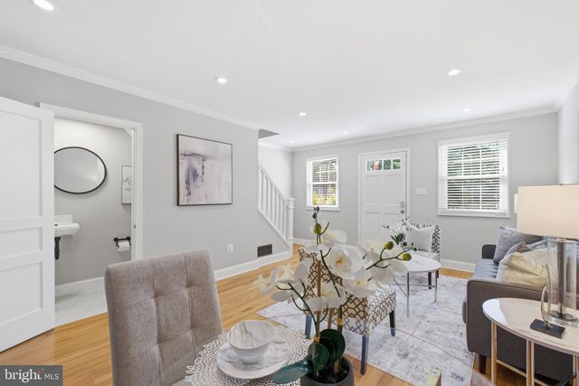 29 MOUNT VERNON AVE, Alexandria, VA 22301