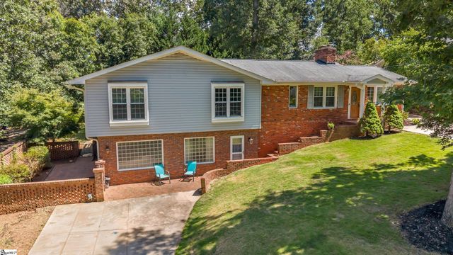 17 Zelma Drive, Greenville, SC 29617