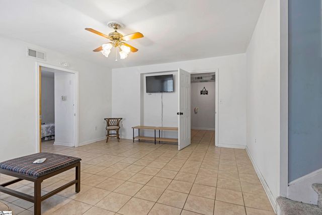 17 Zelma Drive, Greenville, SC 29617