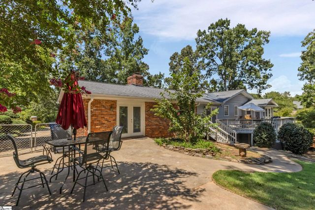 17 Zelma Drive, Greenville, SC 29617