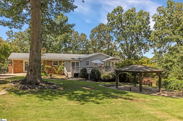 17 Zelma Drive, Greenville, SC 29617