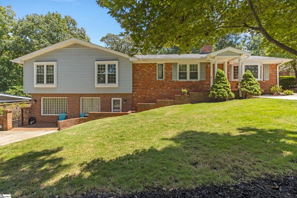 17 Zelma Drive, Greenville, SC 29617