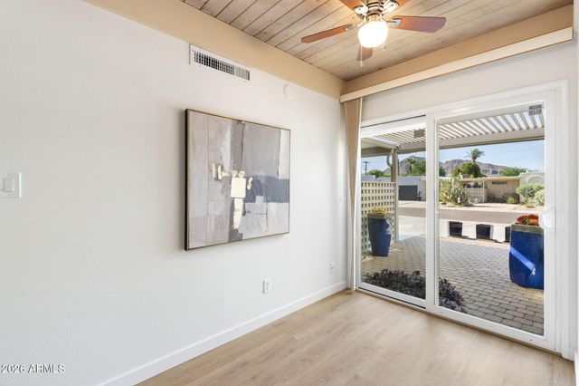 6217 E AVALON Drive, Scottsdale, AZ 85251