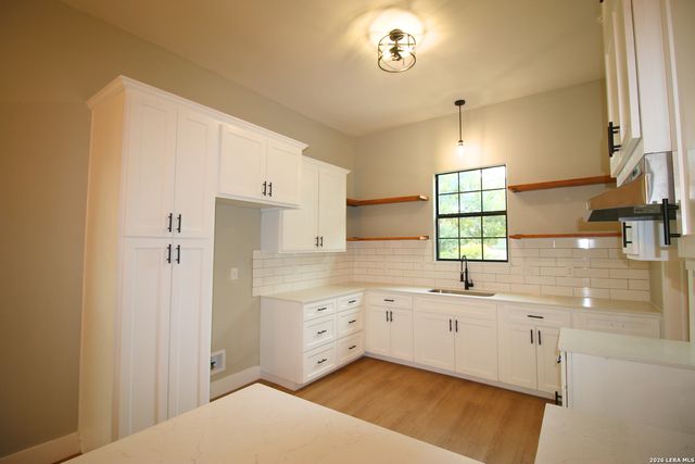 1505 Monterey, San Antonio, TX 78207