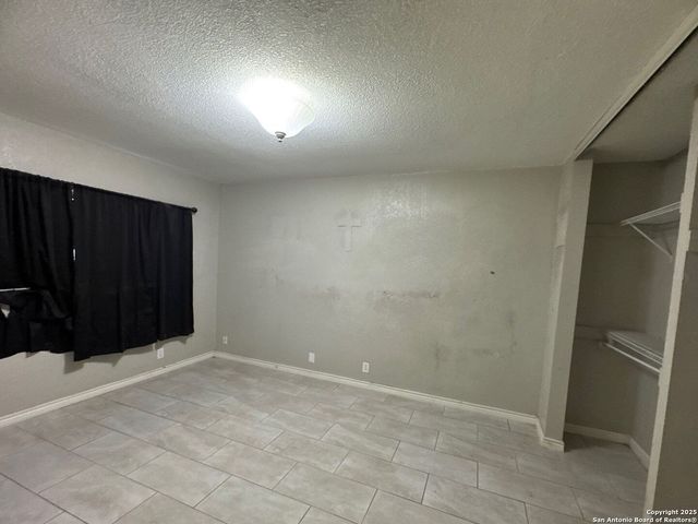 815 Hickory Hill Dr., Kirby, TX 78219