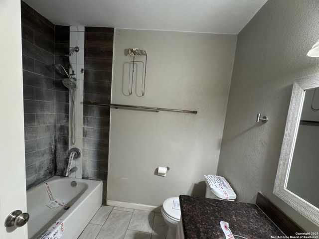 815 Hickory Hill Dr., Kirby, TX 78219