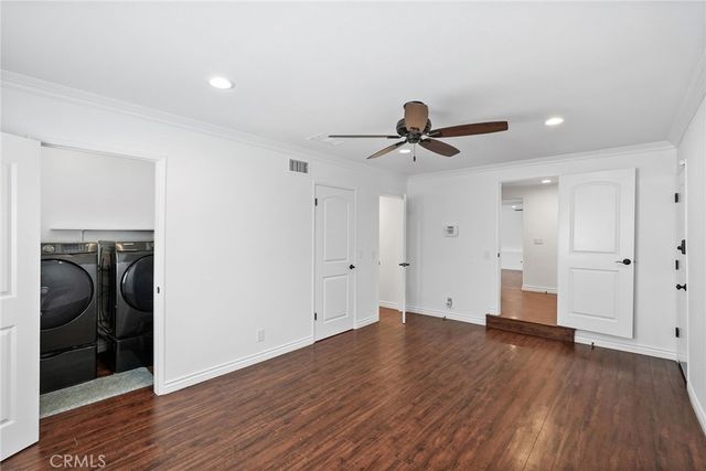 10811 Des Moines, Los Angeles, CA 91326