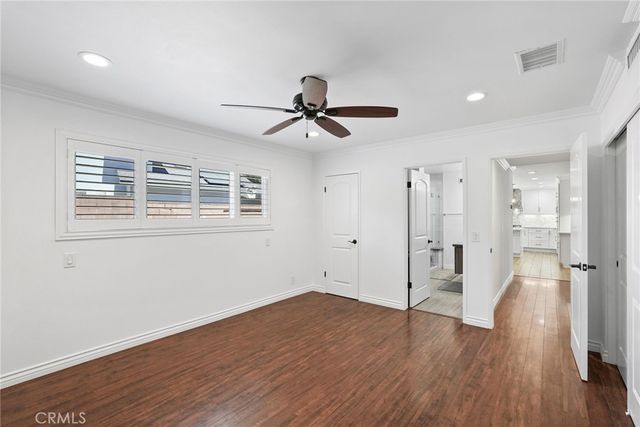 10811 Des Moines, Los Angeles, CA 91326