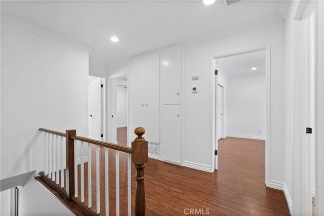 10811 Des Moines, Los Angeles, CA 91326
