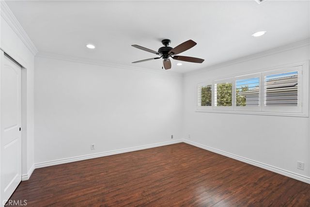 10811 Des Moines, Los Angeles, CA 91326