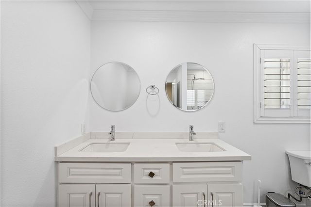 10811 Des Moines, Los Angeles, CA 91326