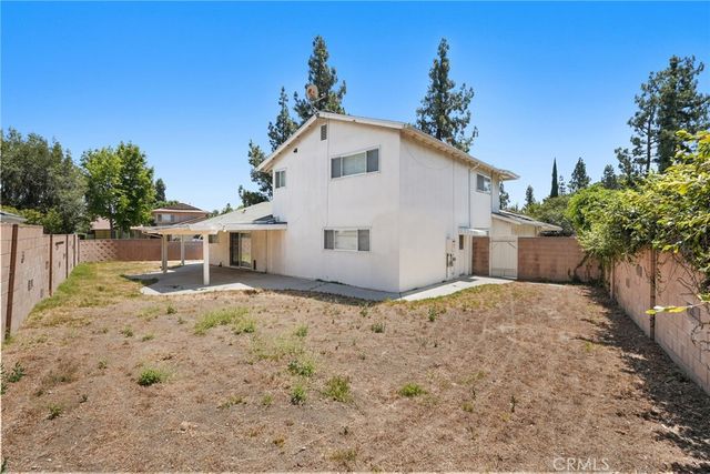 10811 Des Moines, Los Angeles, CA 91326