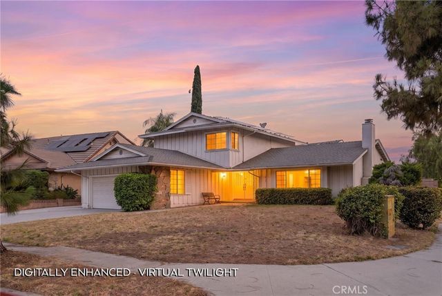10811 Des Moines, Los Angeles, CA 91326