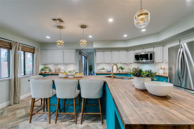 1919 Magnolia Drive, Henderson, NV 89014