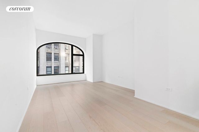 130 William St Apt 10B, New York City, NY 10038