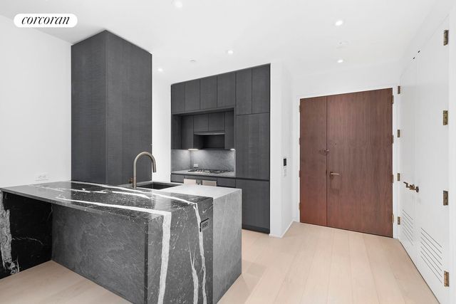 130 William St Apt 10B, New York City, NY 10038