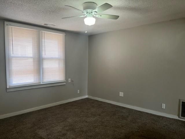 1013 S 4th Street, Leavenworth, KS 66048