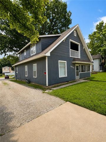 1013 S 4th Street, Leavenworth, KS 66048