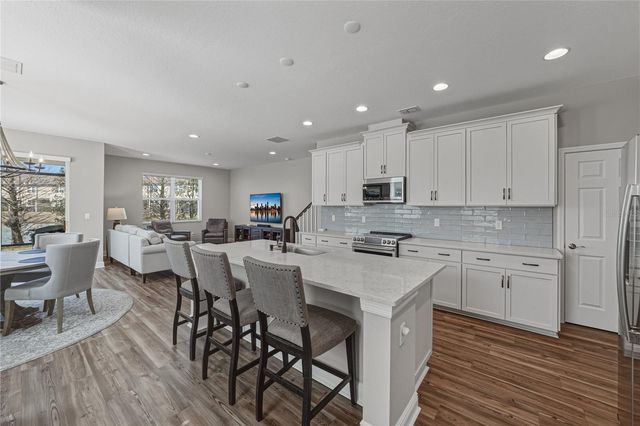 2527 STAPLEFORD PLACE, Wesley Chapel, FL 33543