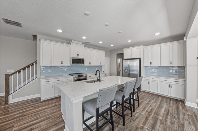 2527 STAPLEFORD PLACE, Wesley Chapel, FL 33543