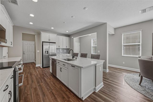 2527 STAPLEFORD PLACE, Wesley Chapel, FL 33543