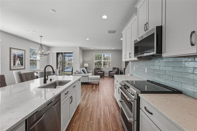 2527 STAPLEFORD PLACE, Wesley Chapel, FL 33543